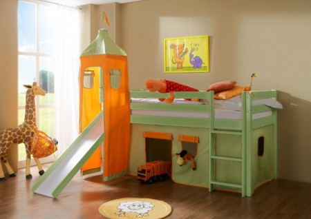 Spielbett Hochbett TOMMY GR�N mit Rutsche und Turm aus massiver Kiefer